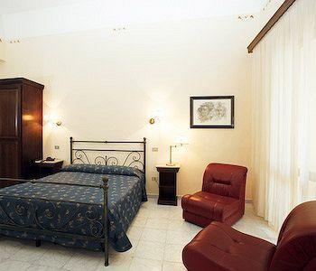 Cappello Hotel Lecce Exterior foto